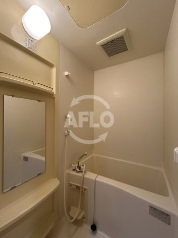 バス・シャワールーム　エスリード野田阪神駅前　浴室