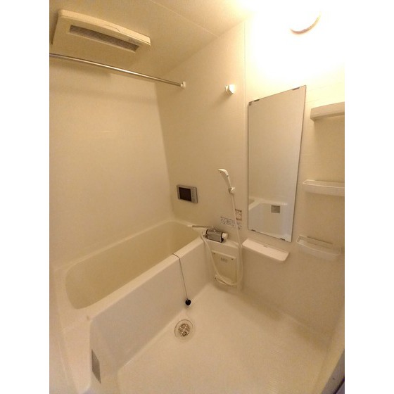 バス・シャワールーム　※別部屋写真、現況優先