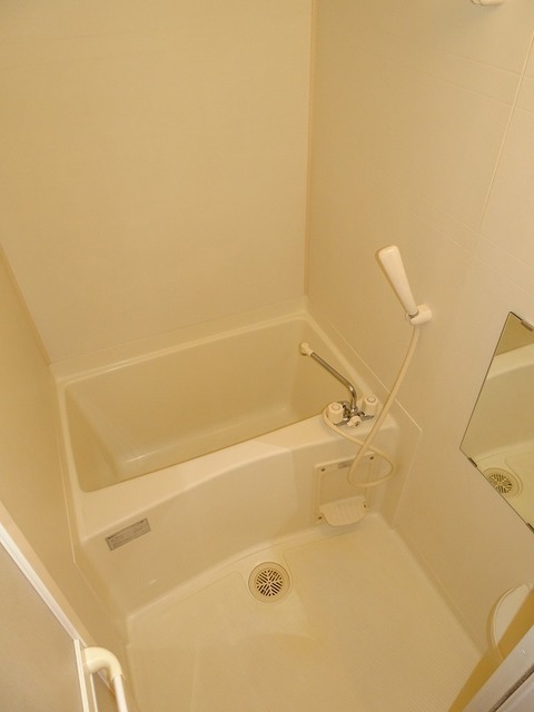 バス・シャワールーム　バスルーム