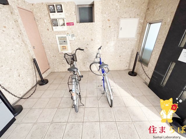 エントランス　共用部の印象も大切に