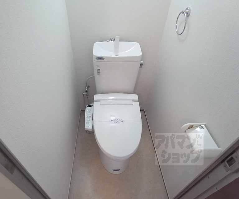 トイレ　ウォシュレット装備