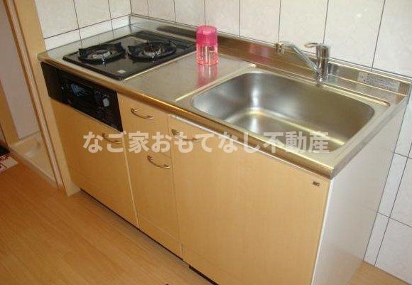 キッチン　※写真は別号室