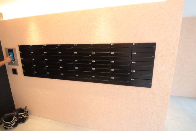 エントランス　集合郵便受け！