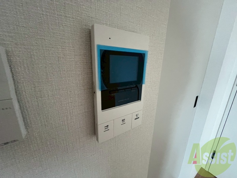 セキュリティ　ＴＶモニター付インターホンです。来客者の顔が見えるので安心！