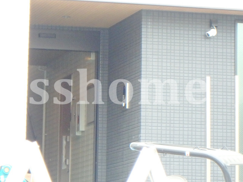 セキュリティ　オートロックと防犯カメラ