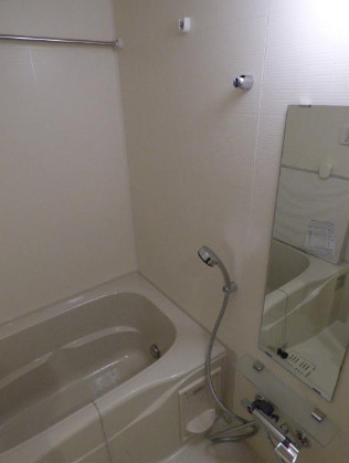 バス・シャワールーム　※別部屋の参考写真です。