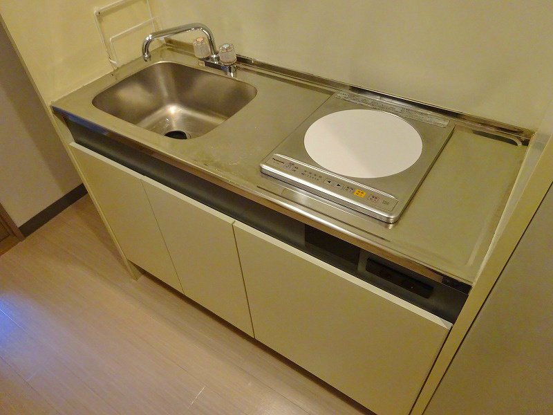 キッチン　電気コンロ１口付