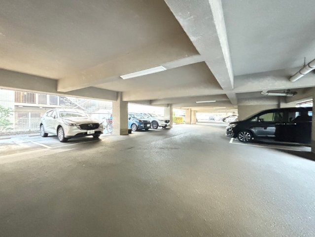 駐車場　詳細は、RISUMO江坂本店までお問合せください♪