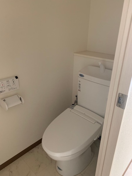トイレ　クレセント中仙道６