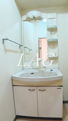 洗面設備　独立洗面台です。