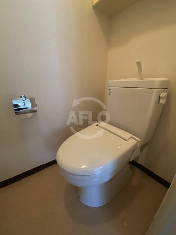 トイレ　KAISEI本町　温水洗浄便座