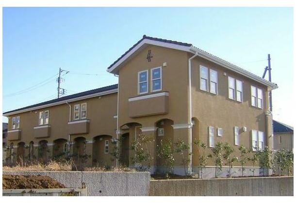 建物外観　敷地内無料駐車場付き物件♪