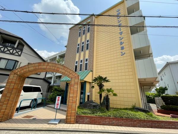 建物外観　エレベーターあり！