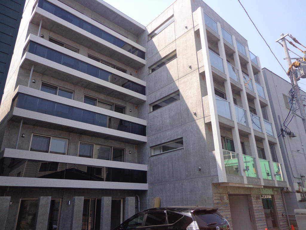 建物外観　デザイナーズ物件！！！