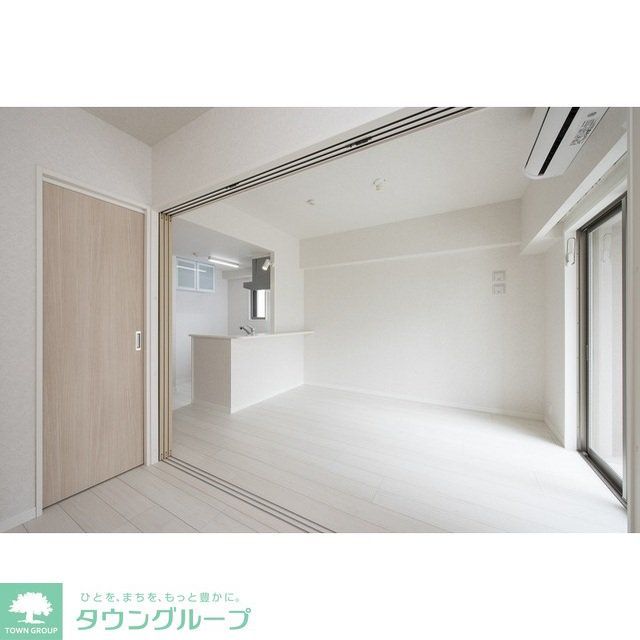 居室・リビング　同物件別部屋のお写真になります。現況優先です。