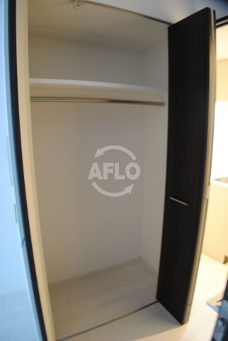 収納　プレサンス梅田東ベータ　クローゼット