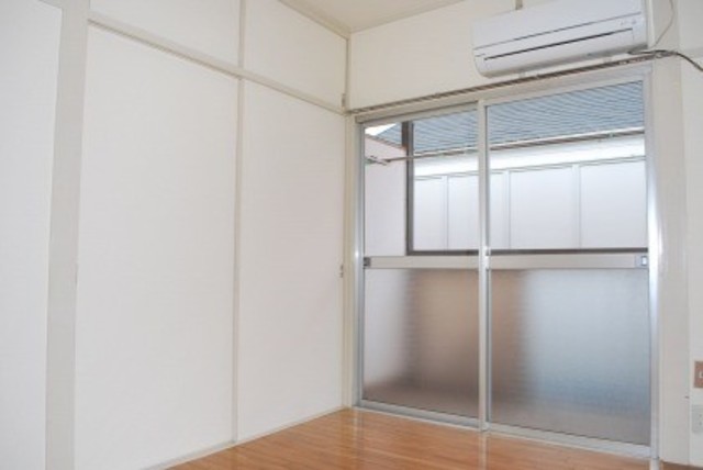 居室・リビング　※同物件、他のお部屋の写真です。
