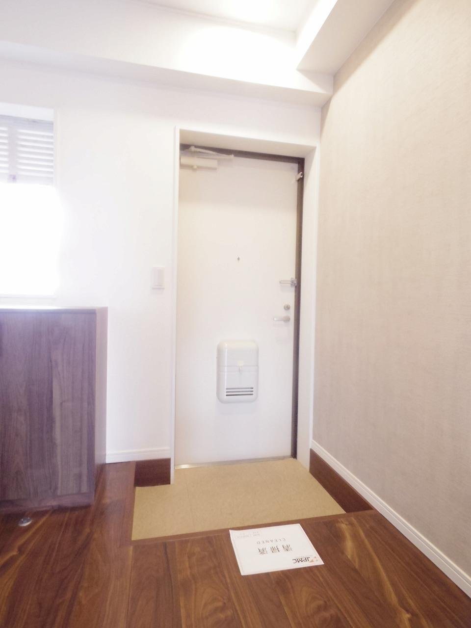 玄関　※他号室写真です