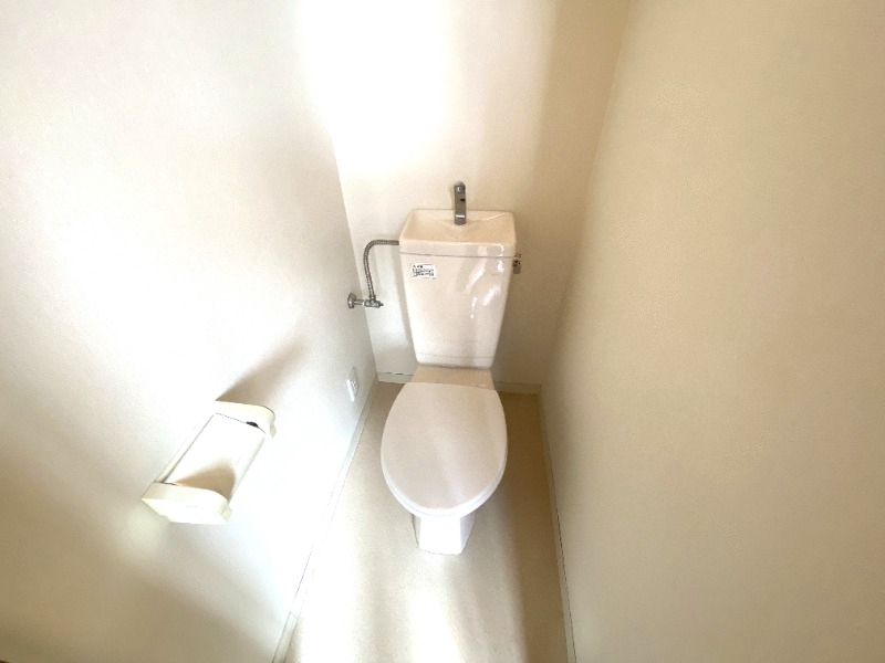 トイレ　トイレは普通ですみません・・。