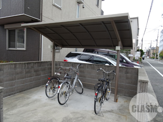 その他共有部分　屋根付き駐輪場