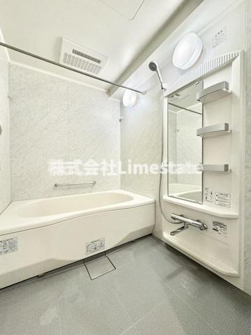 バス・シャワールーム　別部屋参考写真