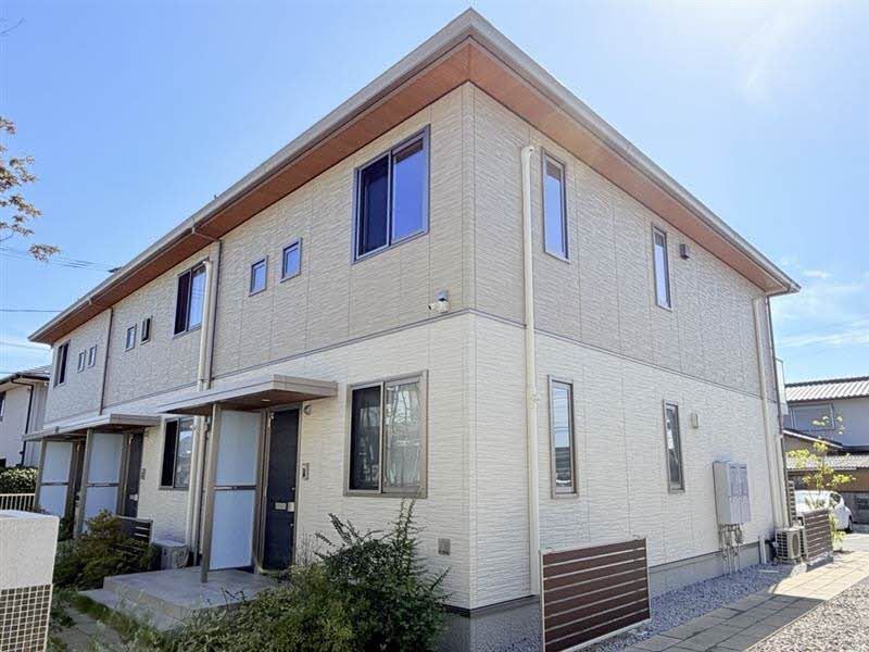 建物外観　Ｂ棟