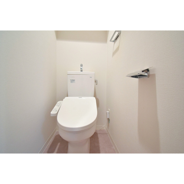 トイレ　ゆったりとした空間のトイレです