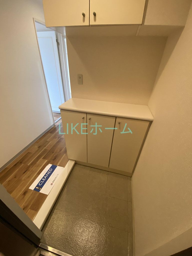 玄関　設備