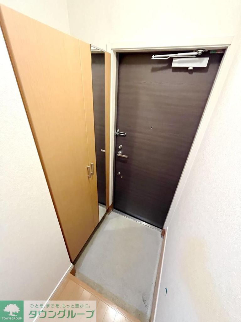 玄関　バルコニー