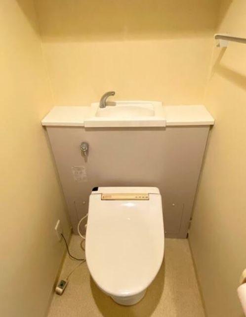 トイレ　別部屋参考写真
