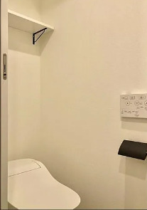 トイレ　※別部屋の参考写真です。