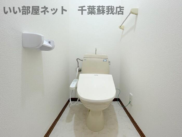 トイレ　清潔感のあるトイレです