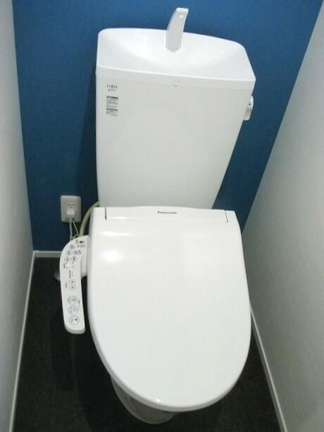 トイレ　※別部屋参考写真