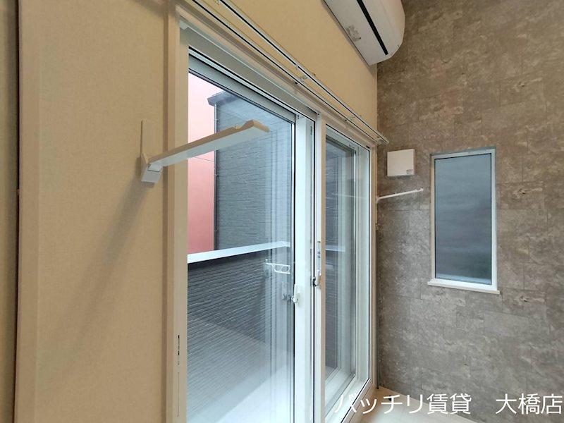 バルコニー　※同型タイプの為、現状を優先いたします