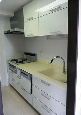 キッチン　別タイプ部屋　参考写真です