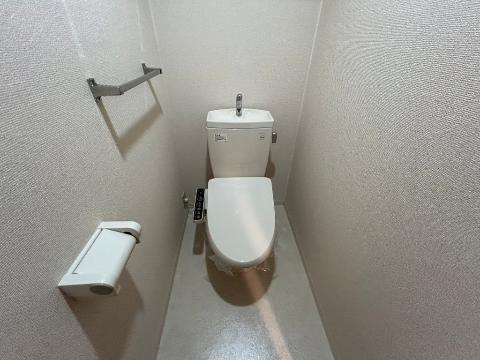 トイレ　シャワー付トイレ