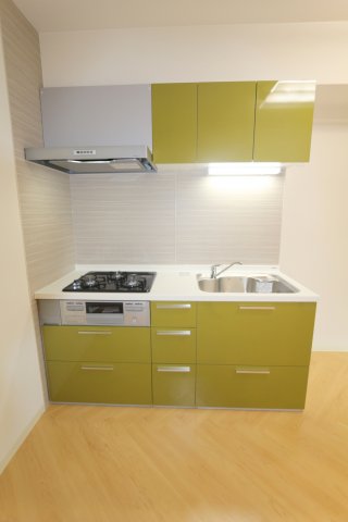キッチン　※同タイプの写真となり、実際のお部屋とは異なる場合があります