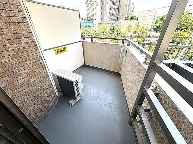 バルコニー　（別タイプ参考写真）エクセル大山ハシモト　板橋区栄町