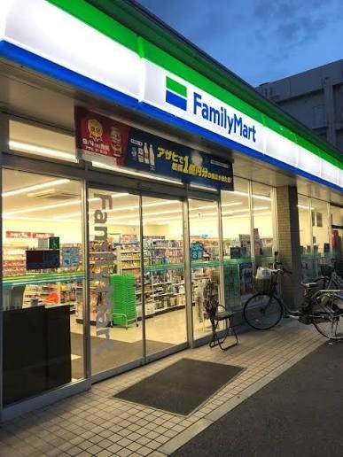 コンビニ　ファミリーマート生野巽中一丁目店（コンビニ）まで720m