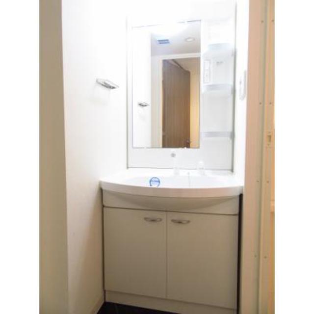 洗面設備　※写真は同タイプ住戸です。