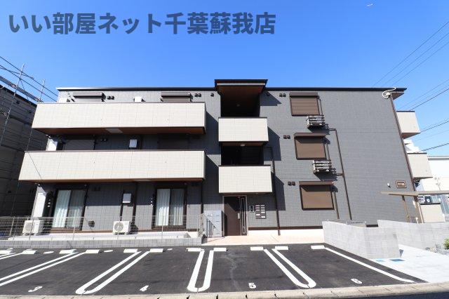 建物外観　落ち着いた雰囲気の外観です