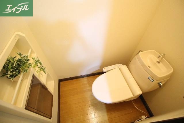 トイレ　写真は同タイプのお部屋です