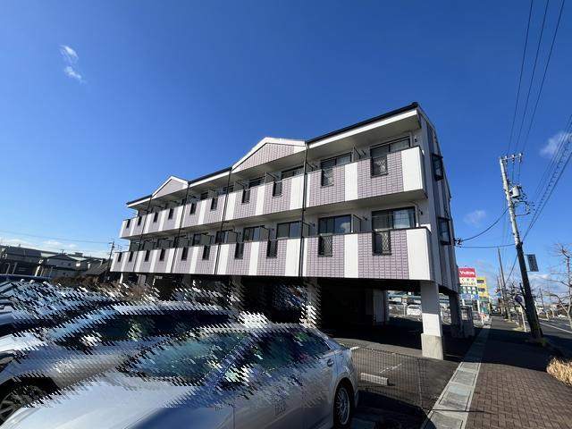 建物外観　東から見た外観です。