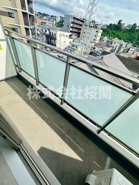 バルコニー　※同仕様参考写真
