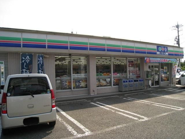 コンビニ　スリーエフ（コンビニ）まで160m