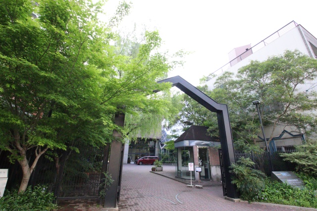 大学・短大　名古屋文化短期大学（大学・短大）まで700m