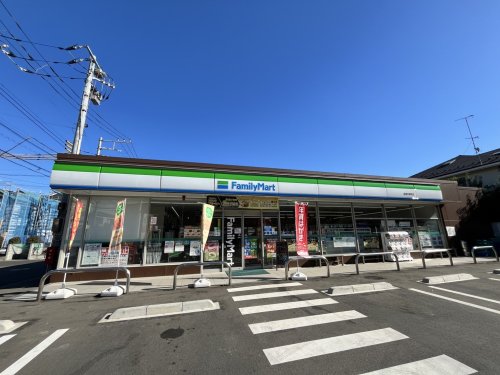 コンビニ　ファミリーマート 西東京東町4丁目店（コンビニ）まで626m