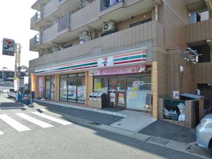 コンビニ　セブンイレブン　川崎木月3丁目店（コンビニ）まで399m
