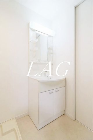 洗面設備　洗面台です。