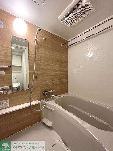 バス・シャワールーム　※写真は同タイプ住戸です。